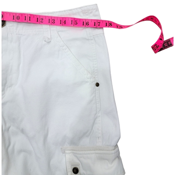 (M) Guess Shorts (Men) - Picture 4 of 10